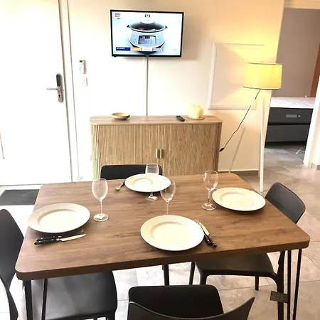 Les Hameaux De Saint Cyprien - Avec Jardin Et Piscine * 르씨