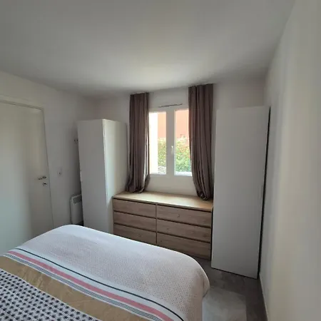 Les Hameaux De Saint Cyprien - Avec Jardin Et Piscine *