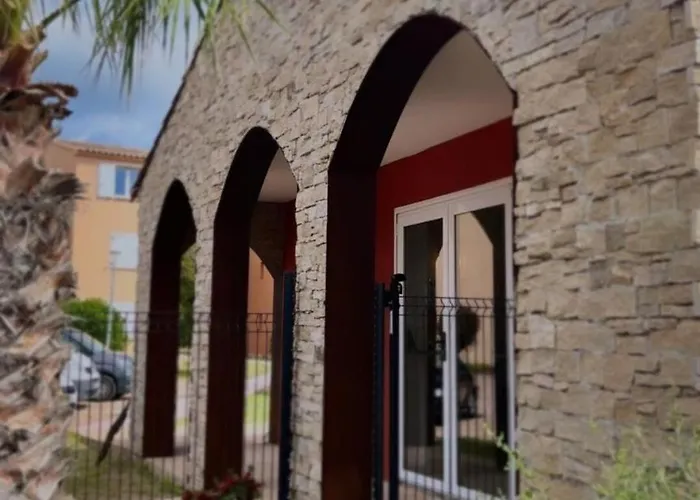 Les Hameaux De Saint Cyprien - Avec Jardin Et Piscine *